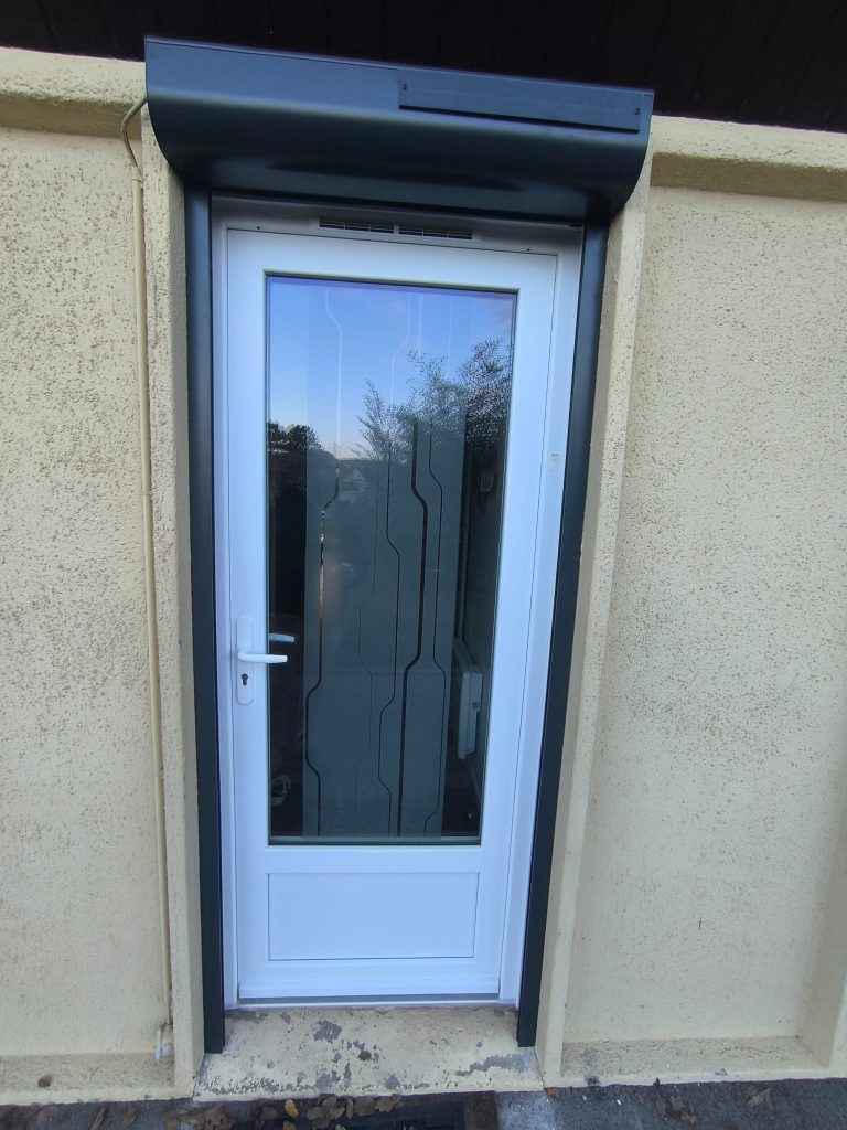 Pose de volet roulant - volet roulant solaire - Charlieu 42