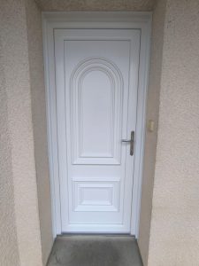 Installation porte d'entrée - Roanne - 42